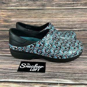 Crocs Neria Pro Graphic Women's Print‎ Clogs